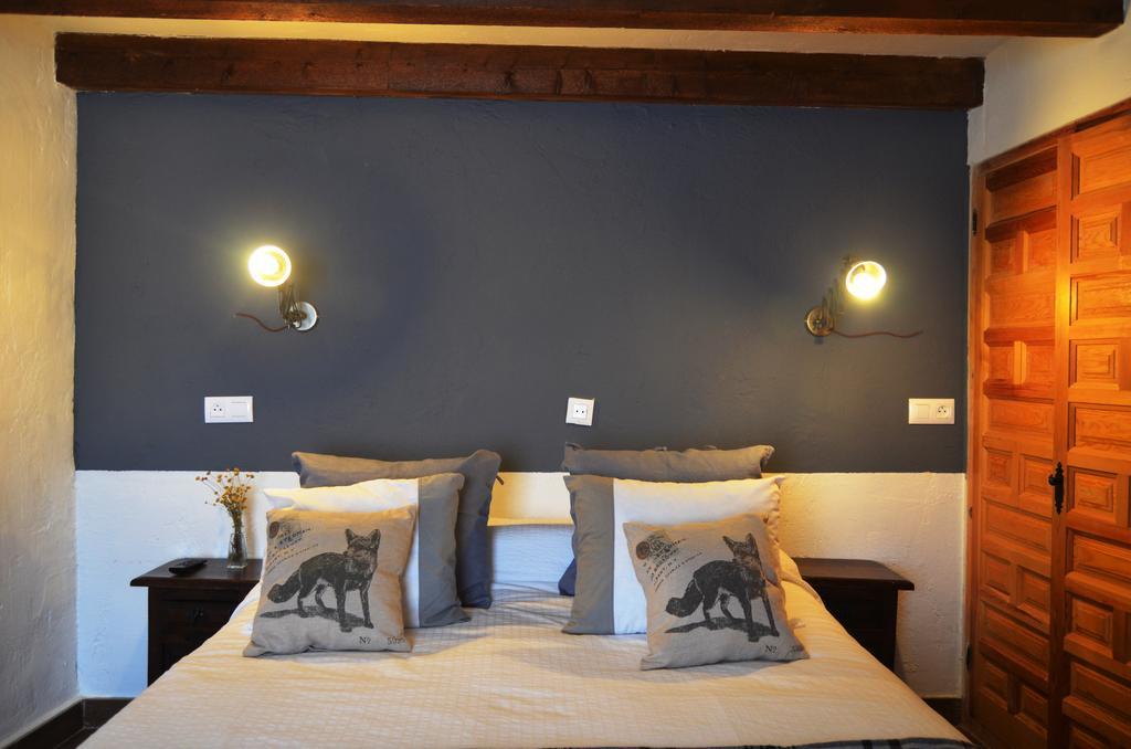 Hostal Refugio De Gredos Navarredonda de Gredos Buitenkant foto